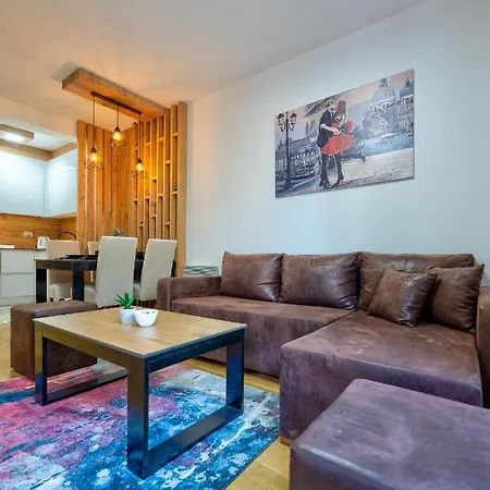 Maska Apartment *