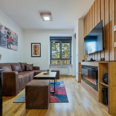 Maska Apartment