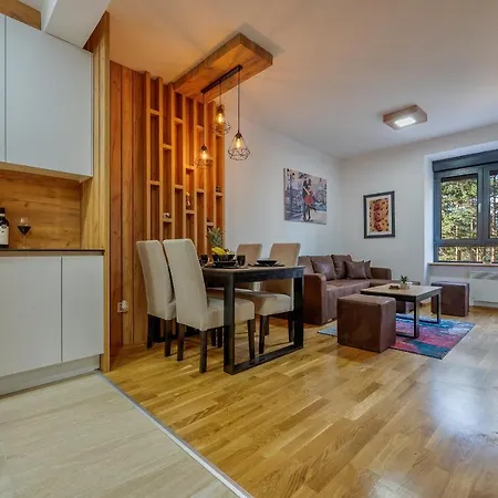 Apartment Maska *